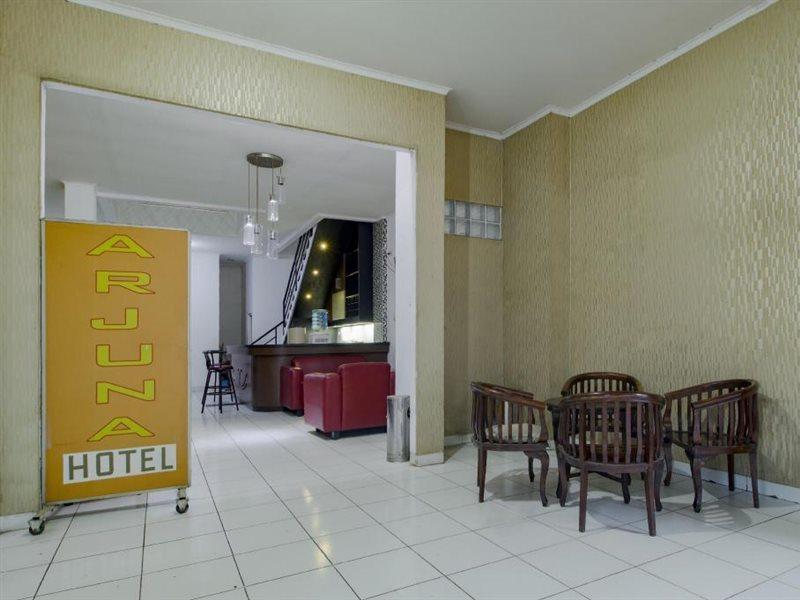 Hotel Arjuna بيكاسي المظهر الخارجي الصورة